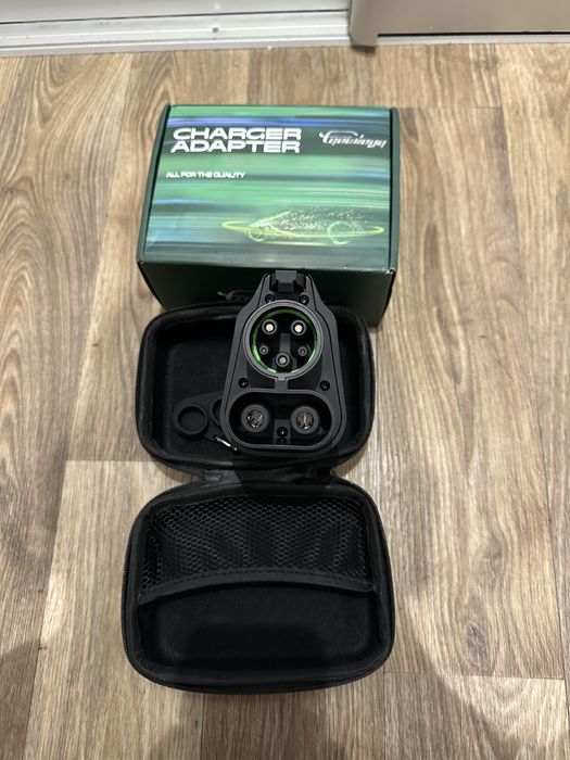 CCS1 - CCS2 + Type2  350A перехідник швидкої зарядки Rivian