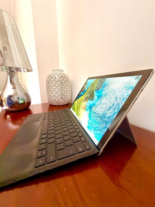 Microsoft Surface Pro 6|Ecran 12" Tactil|i5-8350u Quad Core|8Gb|256Gb|