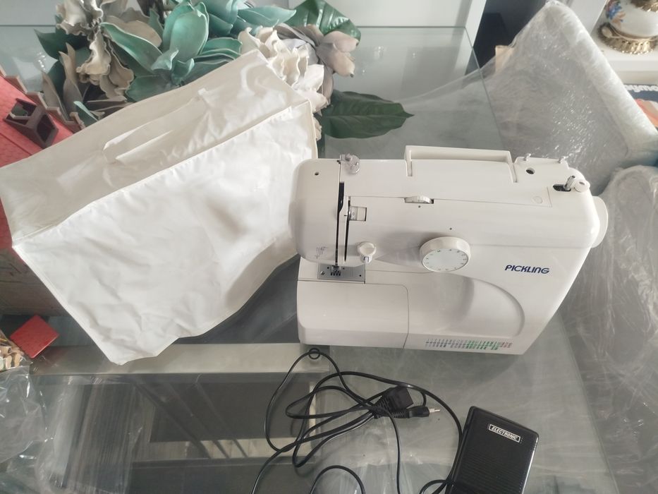 Máquina de costura Pickling em estado novo