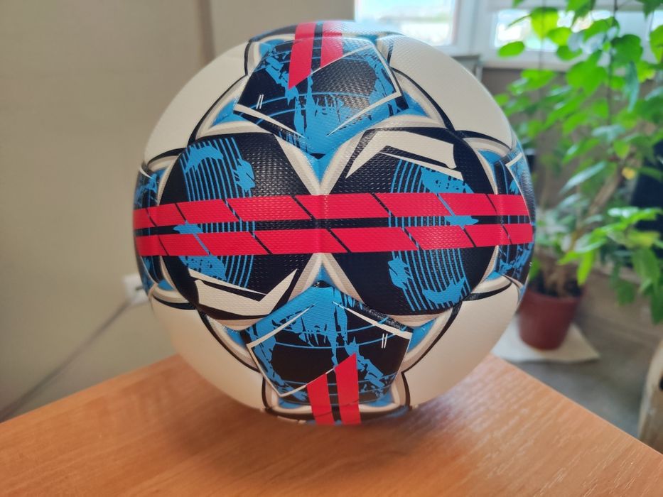 М’яч футбольний SELECT Brillant Super (FIFA QUALITY PRO),  розмір  5