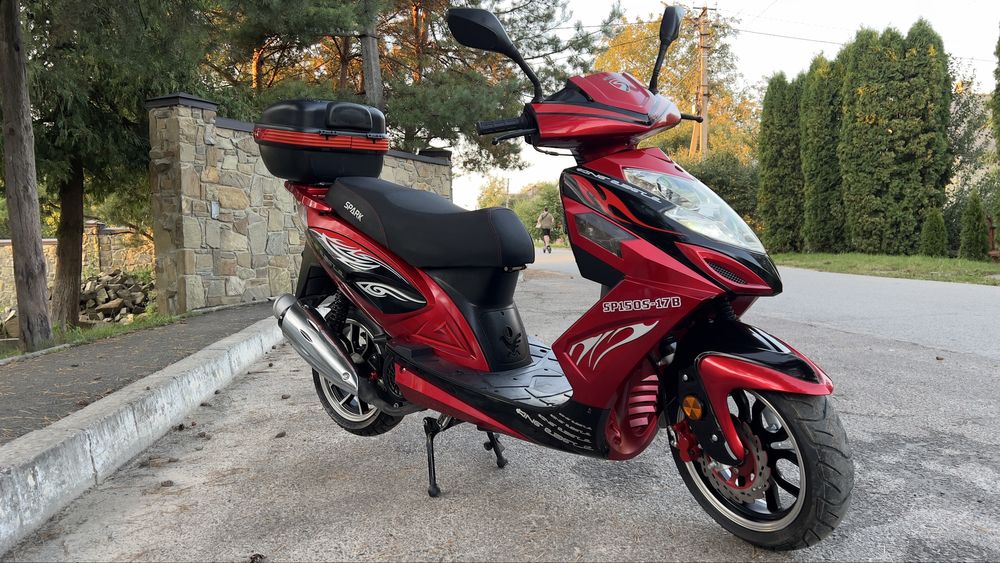Продам скутер Spark Sp150s-17B 150 кубів