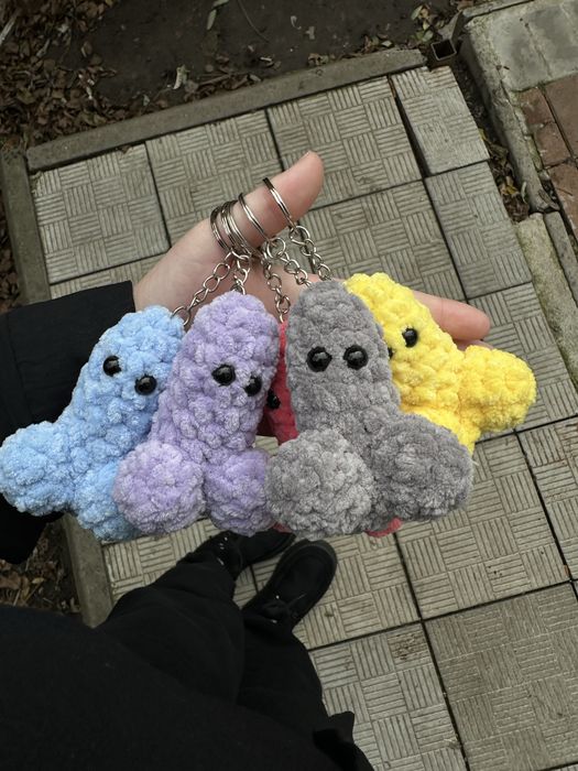 Вʼязана плюшева іграшка, член, пеніс, подарунок , брелок, іграшка 18+