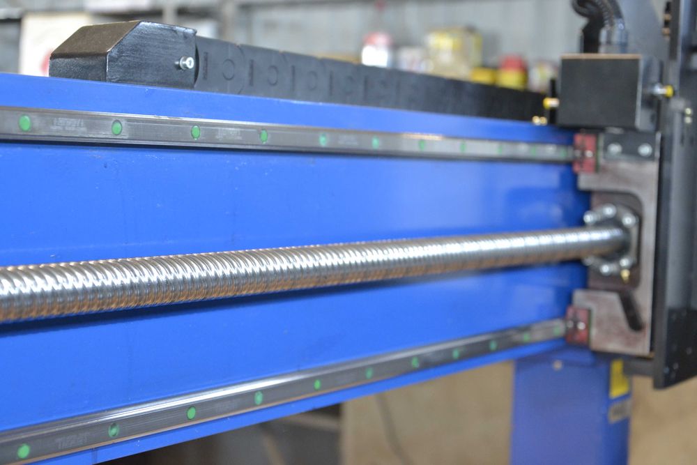 Фрезерний станок з ЧПУ Артмастер 2112/ 2515