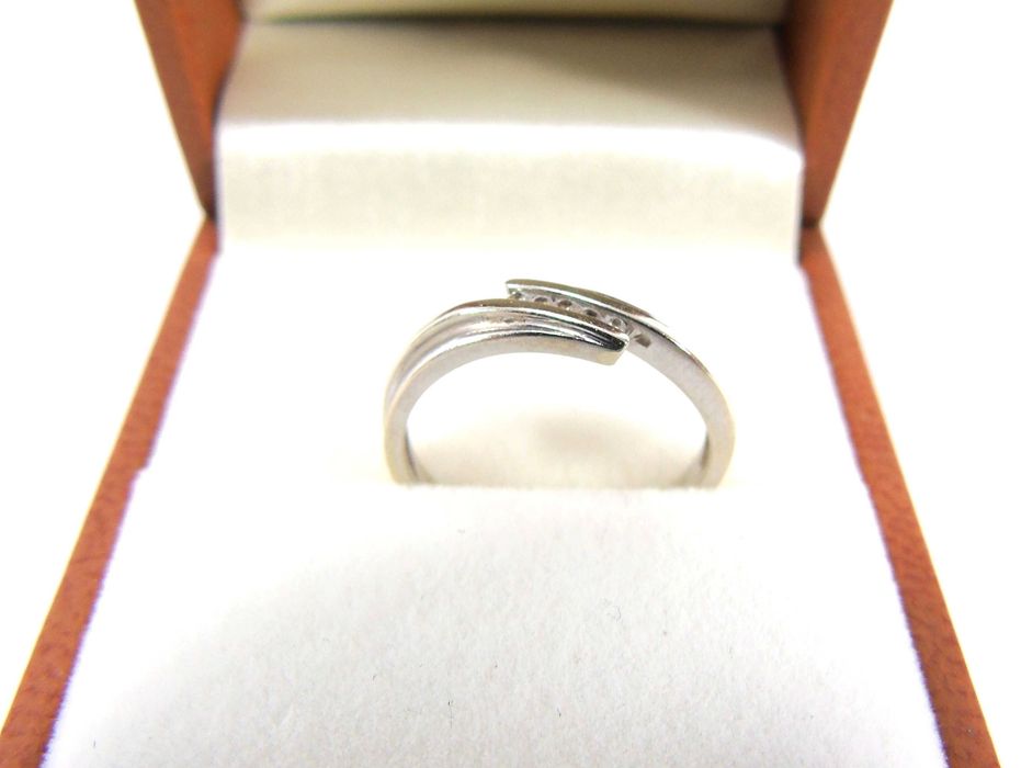 Pierścionek z białego złota 585 Z BRYLANTAMI R:11 Lombard Żuromin