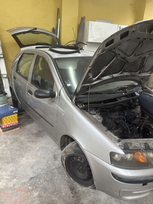 Punto sem motor para pecas