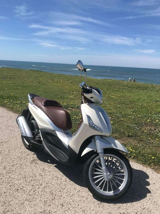 Piaggio Beverly 300 ie
