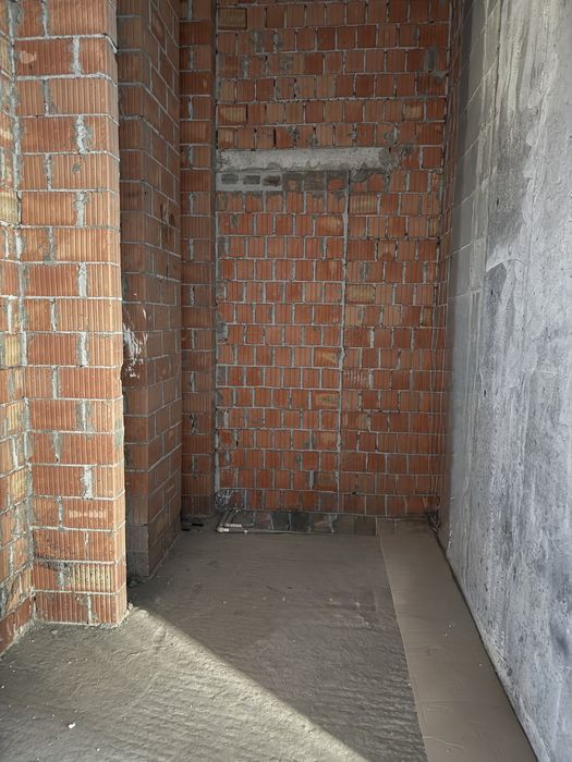 Оренда фасадного приміщення в ЖК Гранд Бурже. Перший поверх