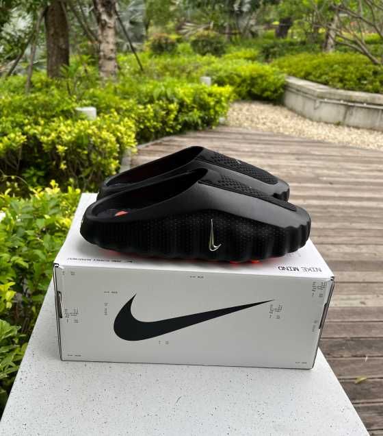 Nike Mind 001 Czarne buty sportowe do użytku na zewnątrz R.44