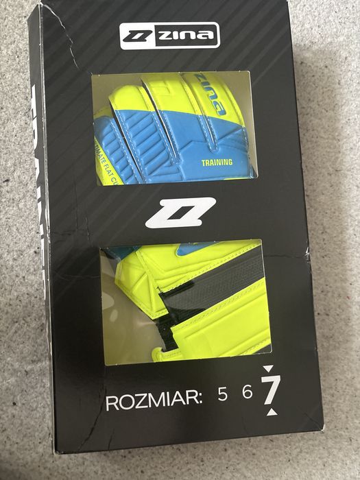 Rękawice bramkarskie rozmiar 7