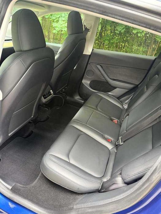 Tesla Model Y 2023 Dual Motor