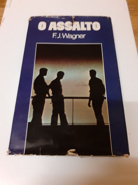 Len Deighton, F.J. Wagner, Morris West, Lederer-Burdick,Langelot