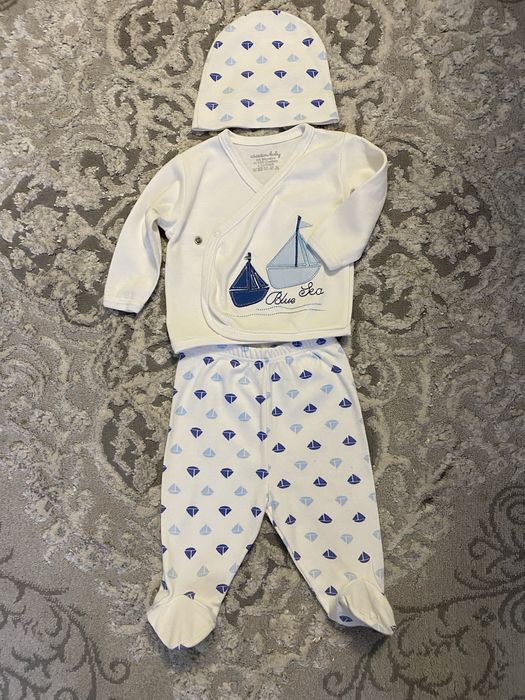 Костюм для новонароджених