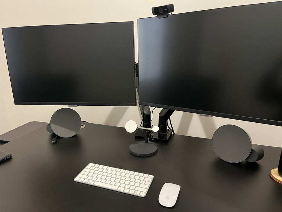 Kit 2 Monitores Samsung 27" 4K + Suporte Ajustável