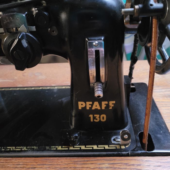 Stara maszyna do szycia Pfaff 130