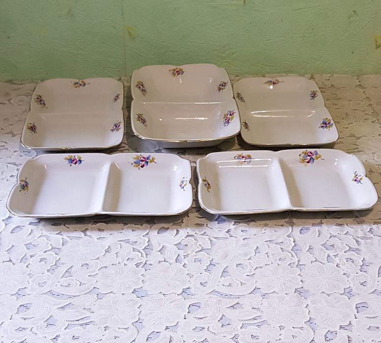 Набор столовой  посуды