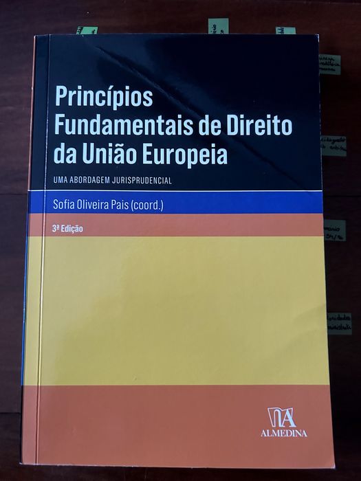 Livros de Direito– Manuais Universitários (Civil, Penal, ... )