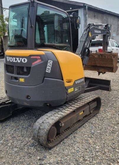 Послуги ОРЕНДА екскаватора Volvo ECR35 та спецтехніки