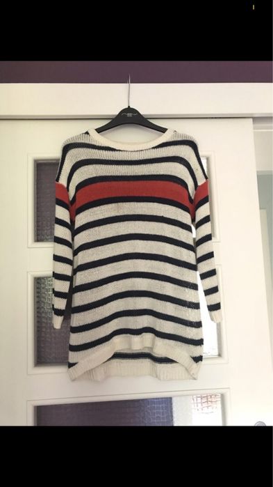 Sweterek w paski House M 38 pasiak