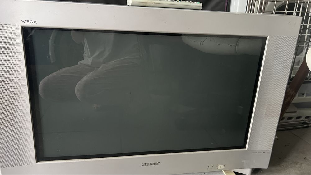 Vendo sony trinitron / wega em otimo estado