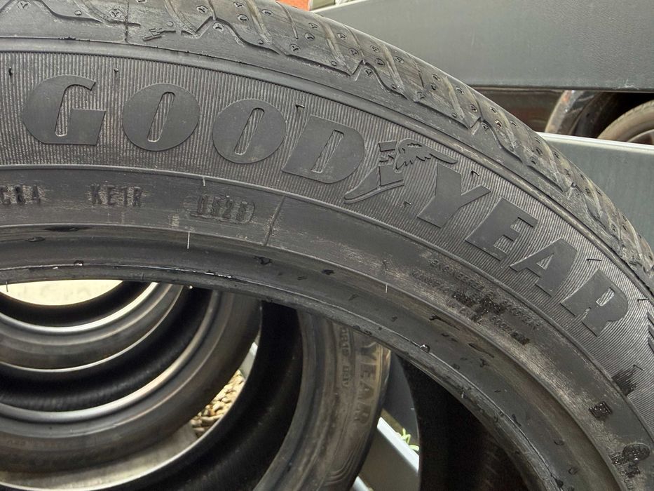 Opony Goodyear Efficientgrip Performance SUV 235/50 R19 NOWE