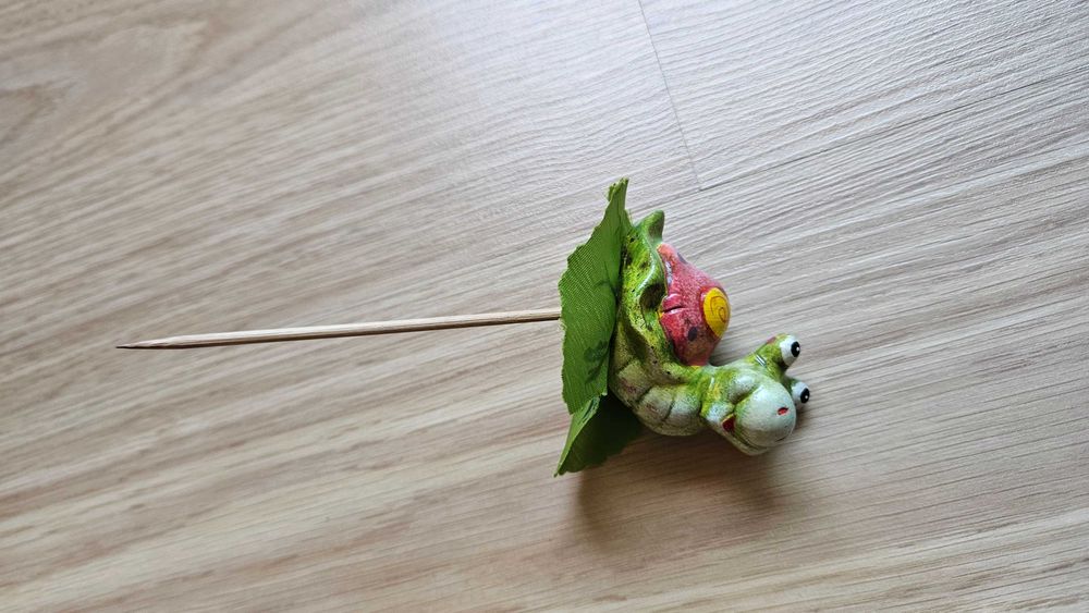 Caracol numa folha espeto para jardim ou vaso