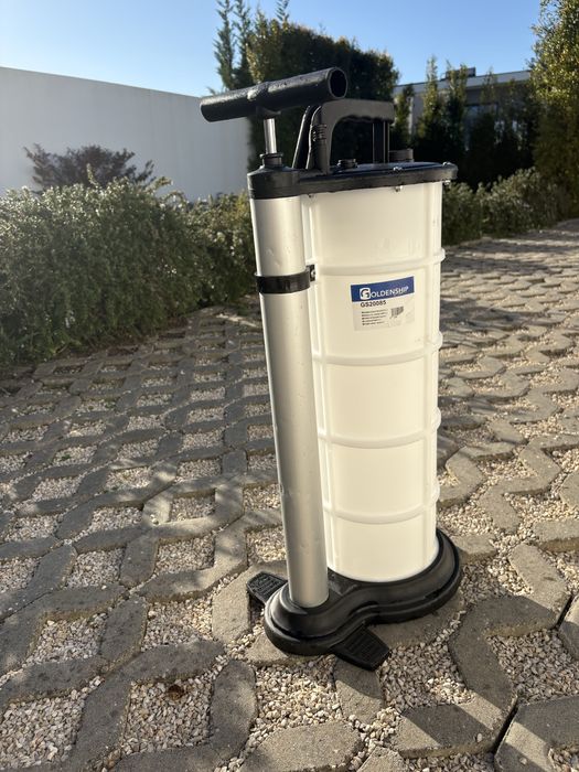 Bomba Goldenship 9L Extrator de Óleo Manual S/Mangueira