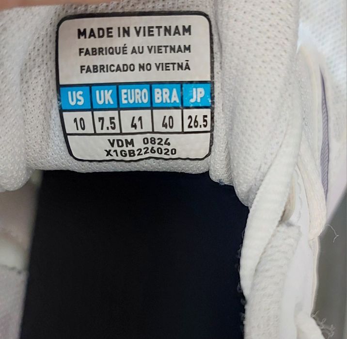 Кросівки Mizuno Wave Phantom 3 Lady X1GB226020