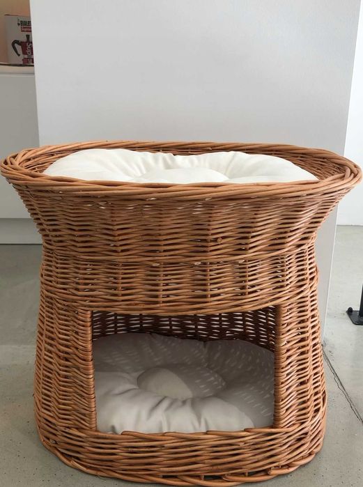 Budka dla małego psa wiklinowa beżowa 45 cm wysokości