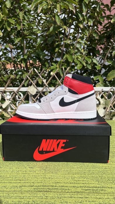 Jordan 1 High Light Smoke grey