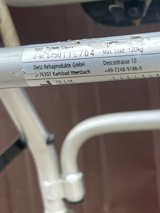 Sprzedam lekki aluminiowy chodzik/pchacz: ROLLATOR