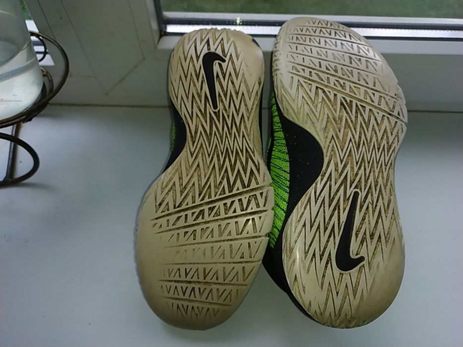 Баскетбольные кроссовки - Nike - 38 размер