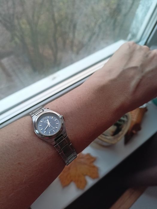 Годинник жіночій Casio ltp 2050