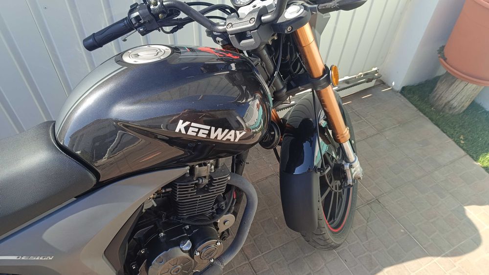 Moto Keeway RKV125