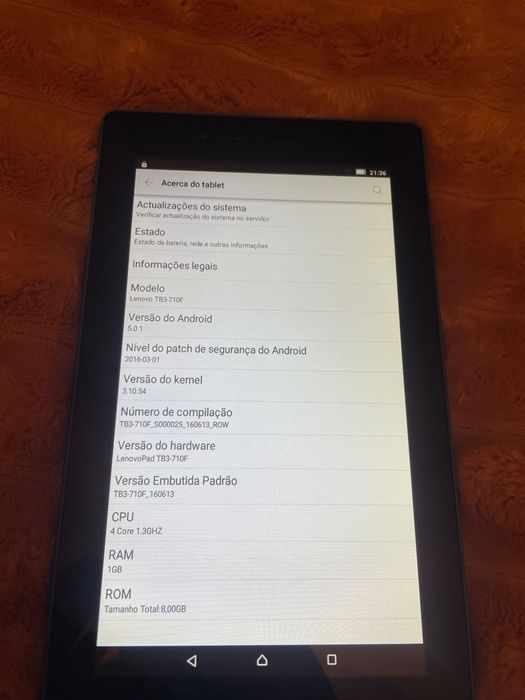 Tablet Lenovo TB3-710F