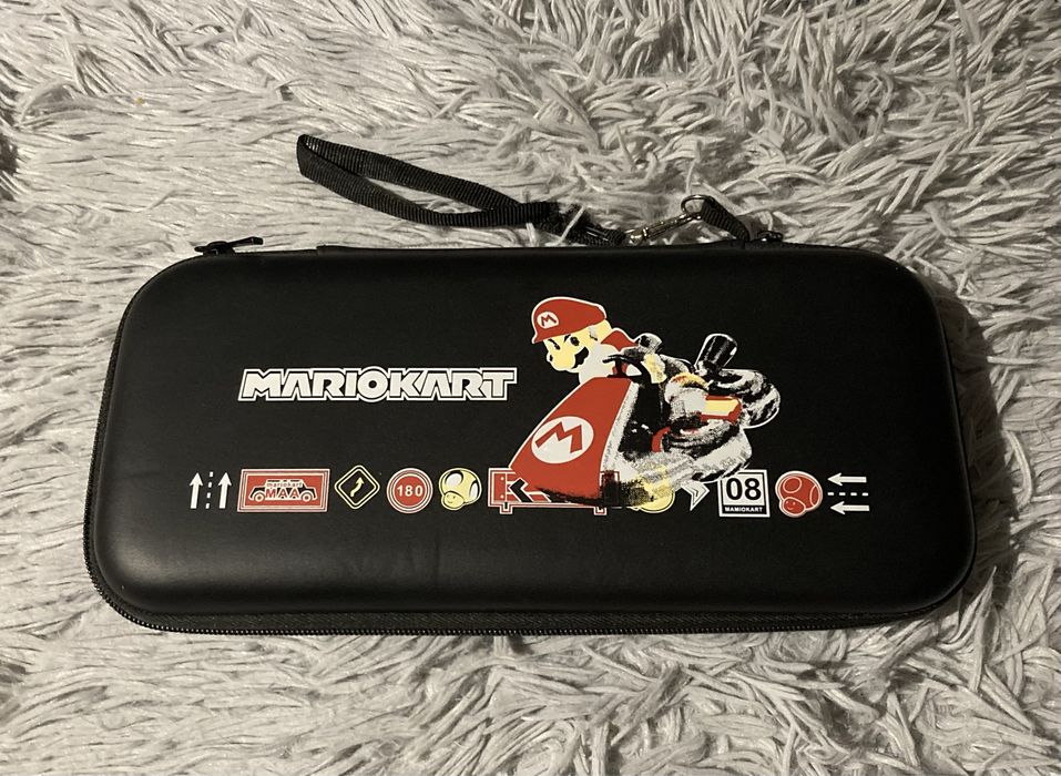 Etui na konsole Nintendo Switch