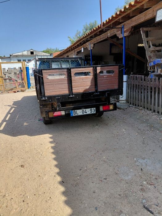 Carrinha de caixa aberta