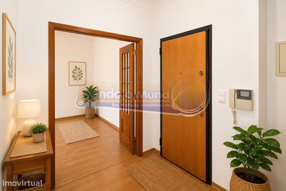 Apartamento T3 em Benavente (B643)
