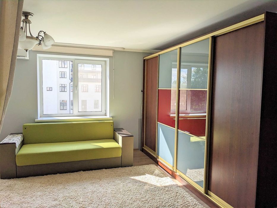 Велика 1к. квартира біля ТЦ "МЕТРО" та "ВЕЛЕС"