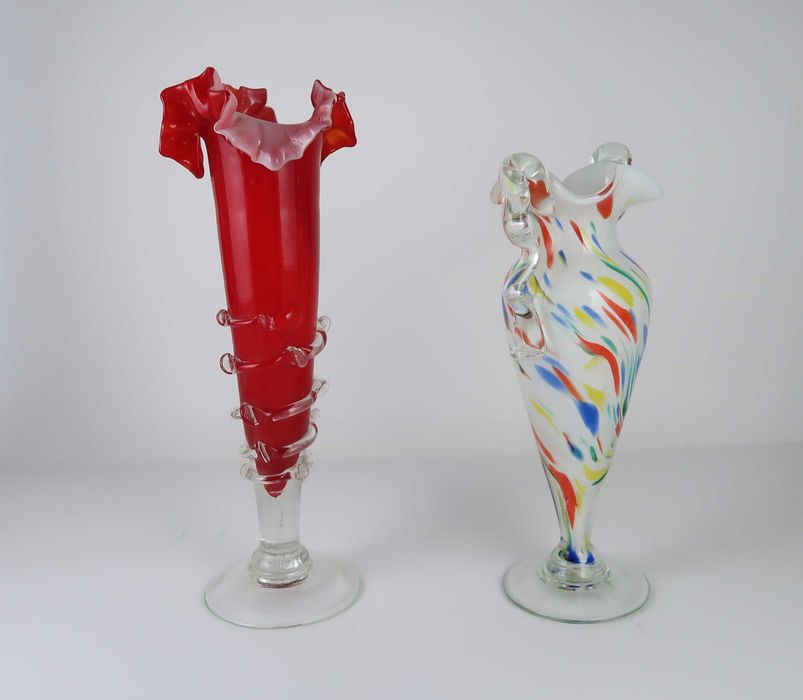 2 Solitários antigos em vidro multicolorido