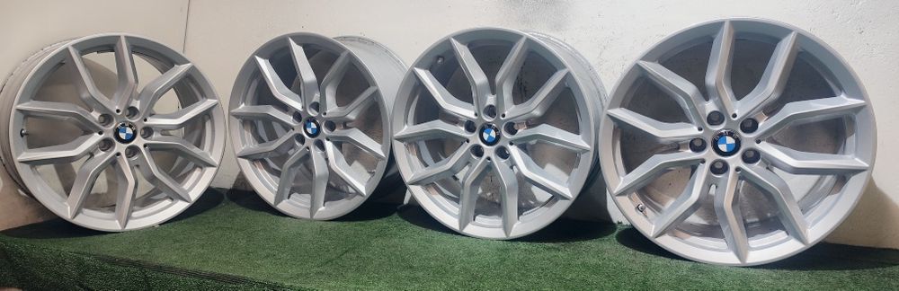 Felgi aluminiowe OE BMW 5x112 19" 9J ET38 BMW X4 X5 X6 TPMS stan BDB