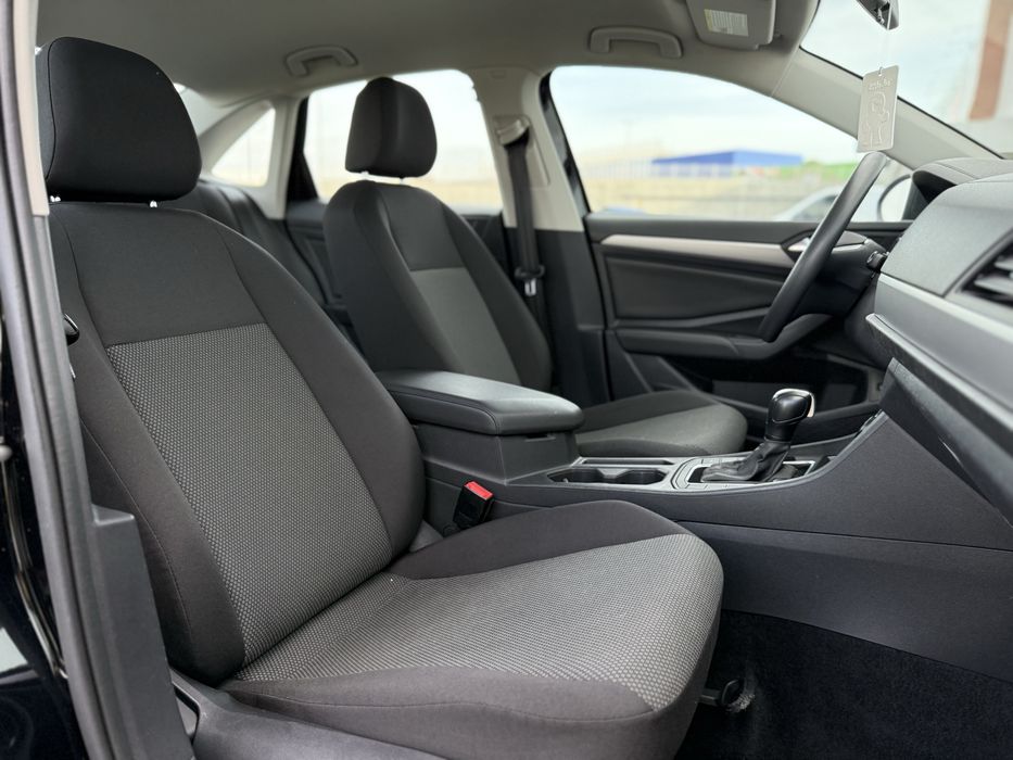 Volkswagen Jetta 2019