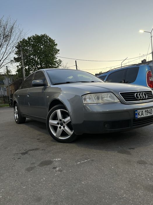 Audi A6 C5 2000 года