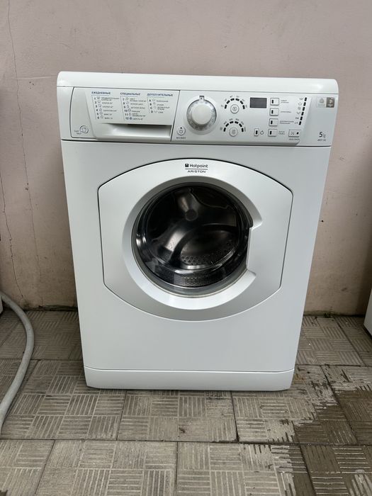 Стиральная машина Ariston 5 кг.ARSF100.Гарантия!