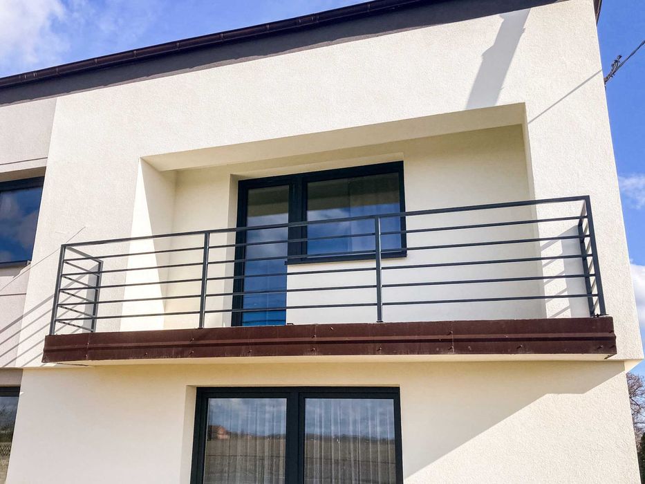 Balustrady, barierki, poręcze