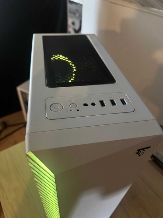 PC Gaming RTX 3070 8GB | Ryzen 5 3600 | 16GB 3200MHz | 1,5 TB total: NVMe 512 GB + 2× HDD 500 GB