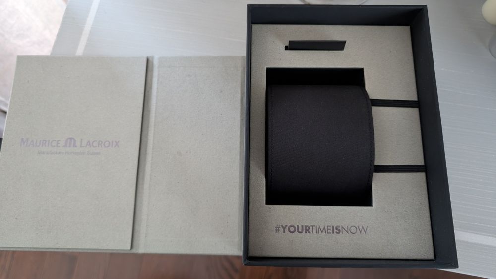 MAURICE LACROIX Aikon Quartz Blue нові оригінал