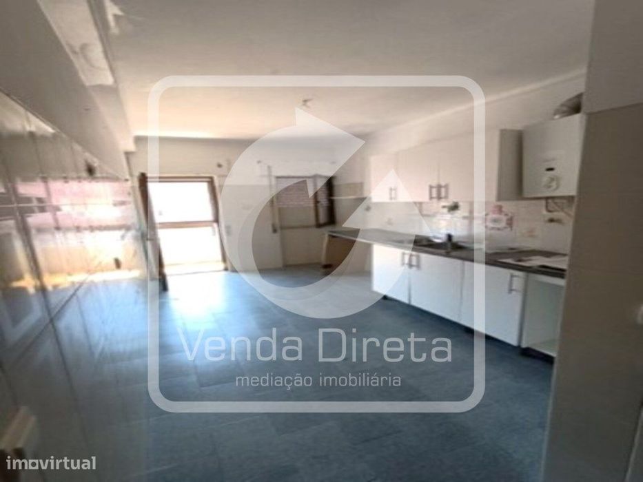 Apartamento T3 com 94 m² | Moita