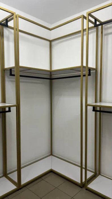 Стійки(стелажі ) для речей