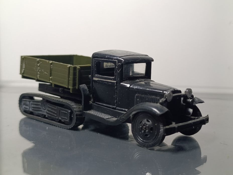 Моделька газ 60 радянського союзу 1/43