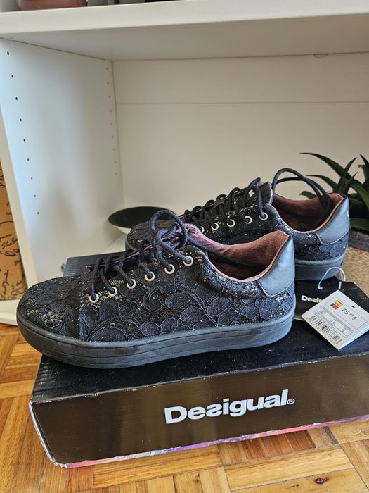Tênis Desigual Novo
